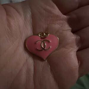 Lovely heart shaped zipper pull charm. Stamped on the back! Chain not included.
